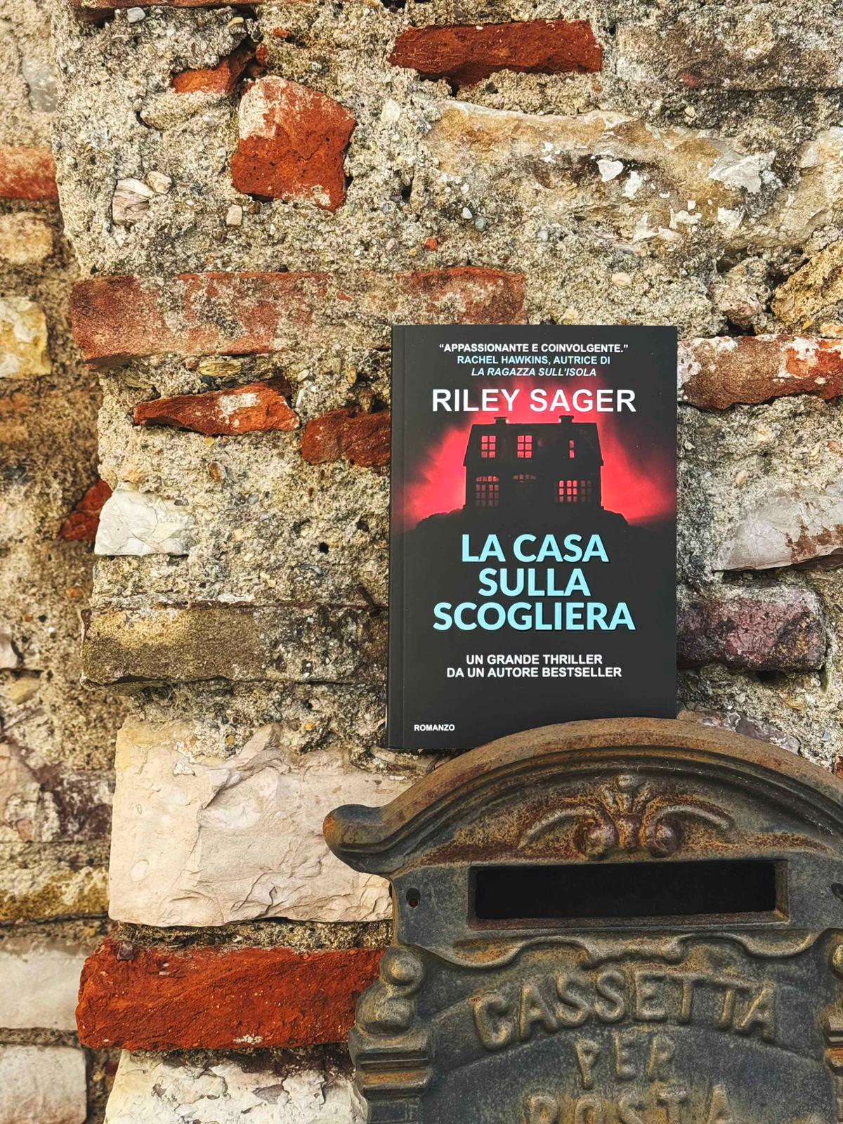 La casa sulla scogliera Riley Sager recensione